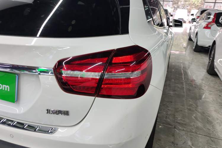 Used Mercedes-Benz GLA 2017 GLA 200 Fashion Model
