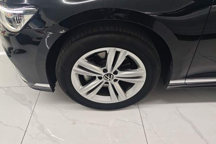 Used Volkswagen Magotan 2025 Zhongxiang Version 280TSI DSG Comfort Edition