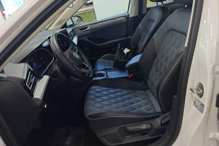 Used Volkswagen Sagitar 2023 300TSI DSG Excellence Edition
