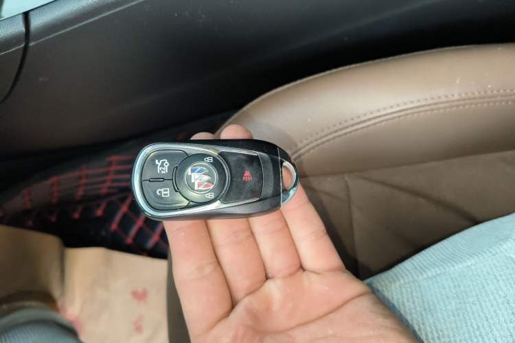 Used Buick Regal 2020 552T Luxury Version
