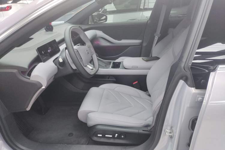 Used Nio ET5T 2025 75 kWh Touring