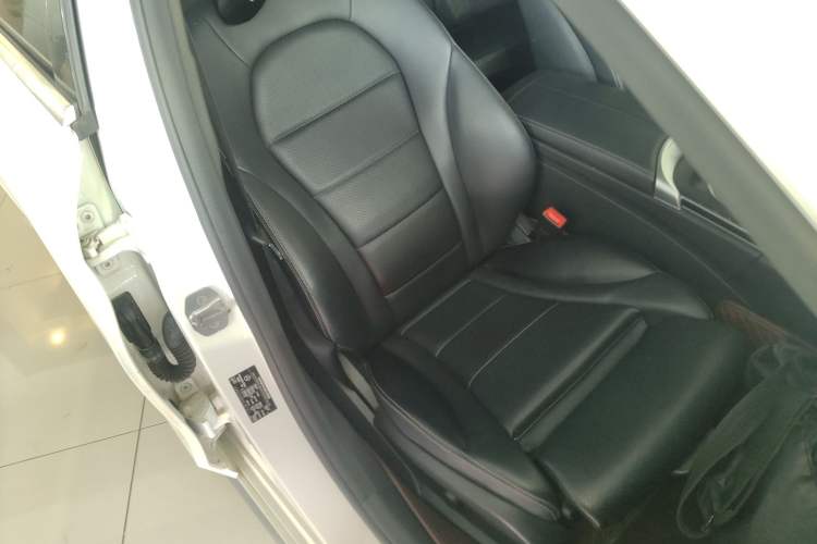 Used Mercedes-Benz C-Class 2018 C 180 L Fashion Edition Sport Version
