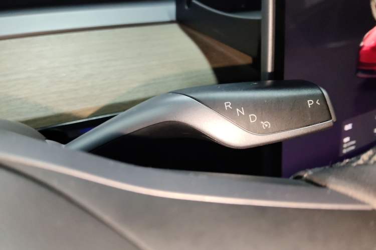 Used Tesla Model Y 2022 Rear-Wheel-Drive Version