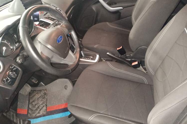 Used Ford Fiesta 2013 Hatchback 1.5L Automatic Fashion Edition