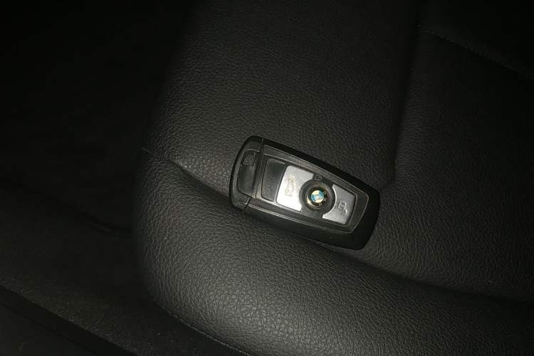 Used BMW 3 Series 2017 318Li Fashion Model
