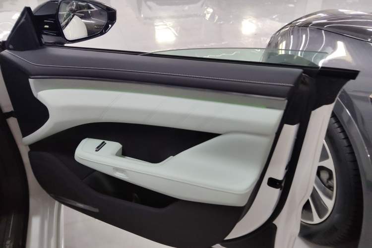 Used Zeekr 001 2024 YOU Edition 100 kWh All-Wheel Drive
