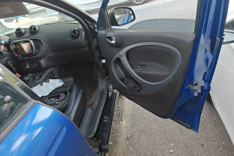 Used  forfour 2016 0.9T 66 kW Pioneer Edition