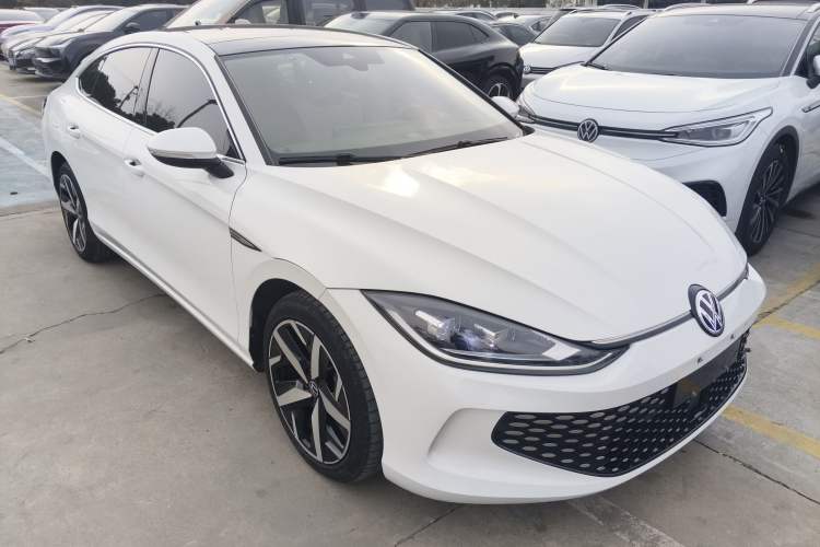 Used Volkswagen Lamando 2024 Lavida L 280TSI DSG Cool & Spicy Edition