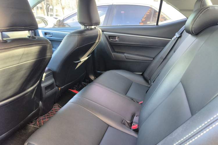 Used Toyota Corolla 2017 Revised Dual-Engine 1.8L E-CVT Leading Edition
