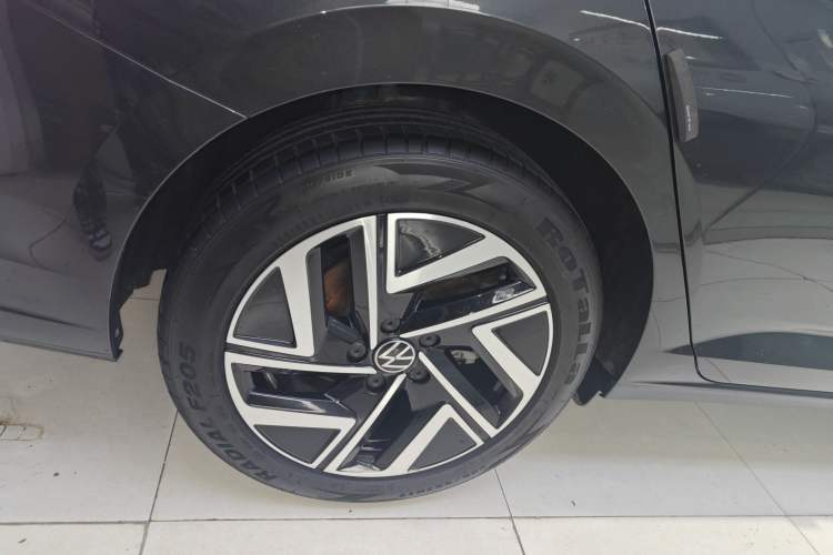 Used Volkswagen Sagitar 2023 300TSI DSG Excellence Edition
