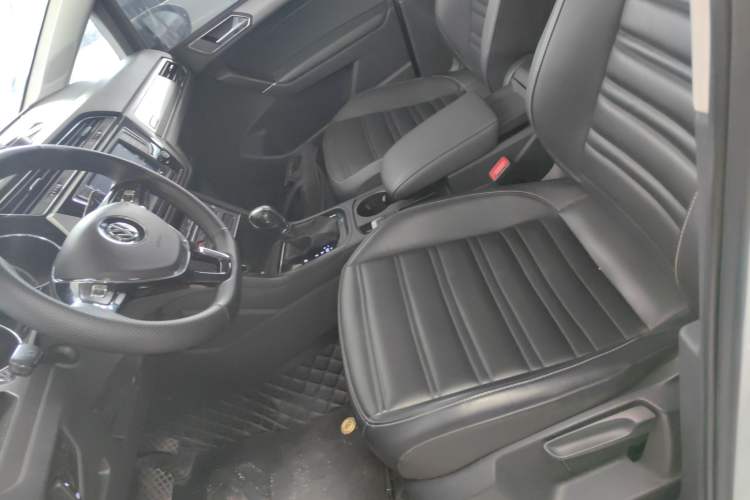 Used Volkswagen Touran 2021 Touran L 280TSI DSG Comfort Edition 7 Seats
