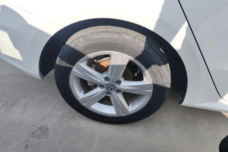 Used Volkswagen Gran Lavida 2017 1.6L Automatic Fashion Edition