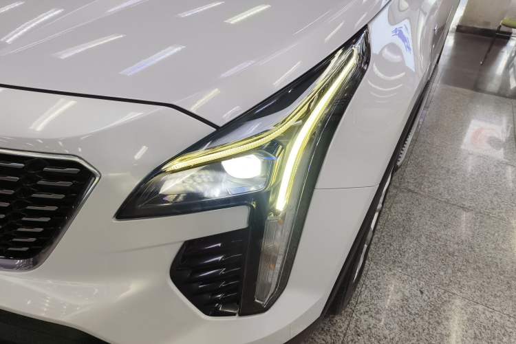 Used Cadillac XT4 2021 28T Two-Wheel Drive Tech Edition