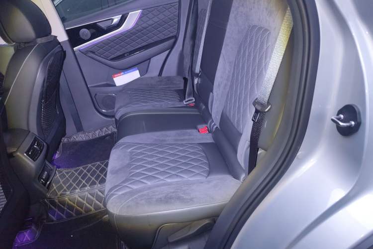 Used Hongqi HS5 2019 2.0T Smart Connect Flagship All-Wheel-Drive Version