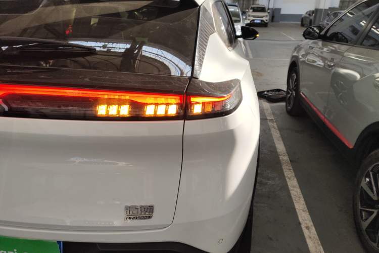 Used Dongfeng Aeolus Mage 2023 DH-i 1.5T Luxury Edition
