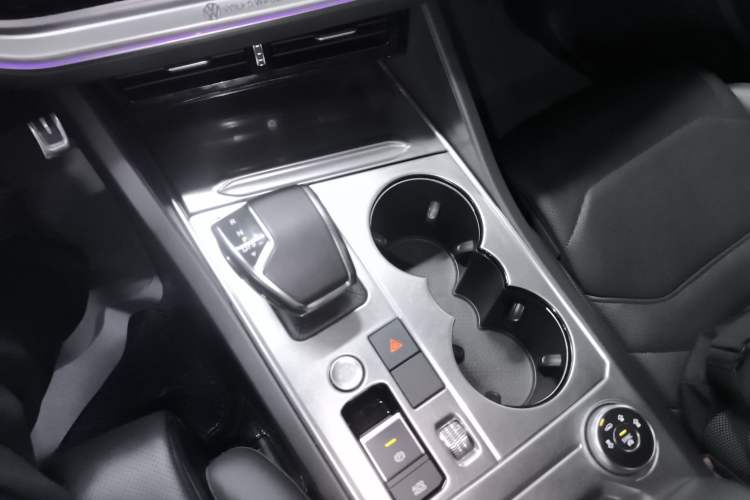 Used Volkswagen Touareg 2019 2.0 TSI Ruiyi Edition China V Standard
