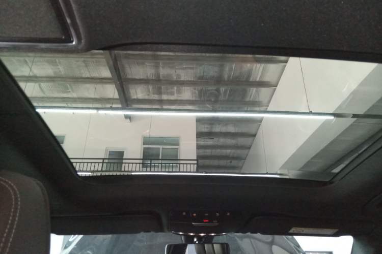 Used Mercedes-Benz GLC 2022 Second Facelift GLC 260 L 4MATIC Luxury Edition
