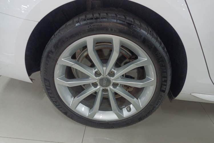 Used Audi A4L 2018 30th Anniversary Edition 40 TFSI Fashion Model