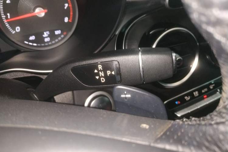 Used Mercedes-Benz C-Class 2015 C 200 L Sport Edition
