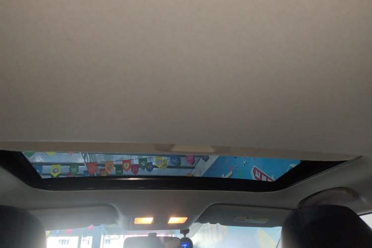 Used Nissan Lannia 2016 1.6L CVT Smart Cool Edition
