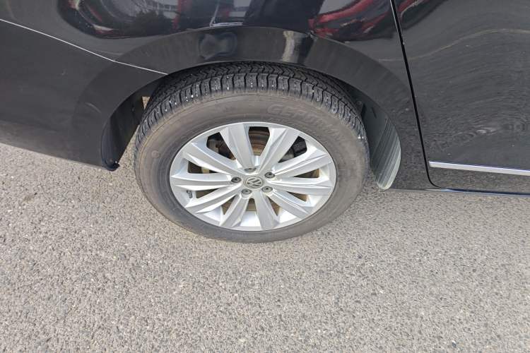 Used Volkswagen Bora 2016 1.6L manual Comfort trim level
