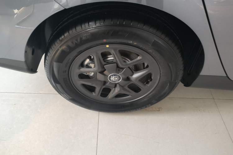 Used BYD Qin PLUS 2025 DM-i Smart Drive 55KM Leading Model
