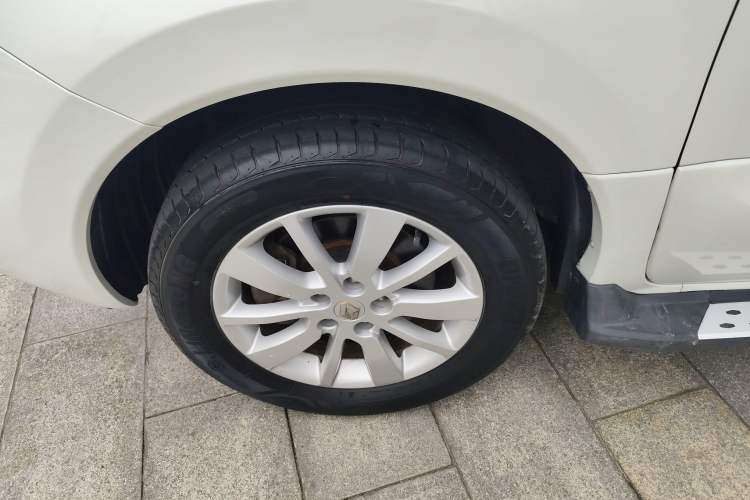 Used Renault Koleos 2014 2.0L Two-Wheel Drive Fashion Edition
