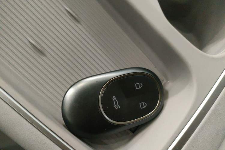 Used Nio ES6 2024 75 kWh
