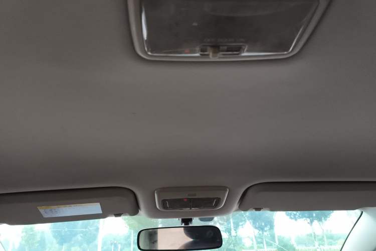 Used Haval H1 2015 1.5L AMT Urban Model
