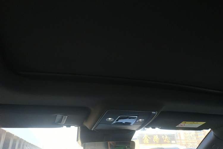 Used BYD Song PLUS New Energy 2024 HONOR Edition DM-i 110km Flagship PLUS
