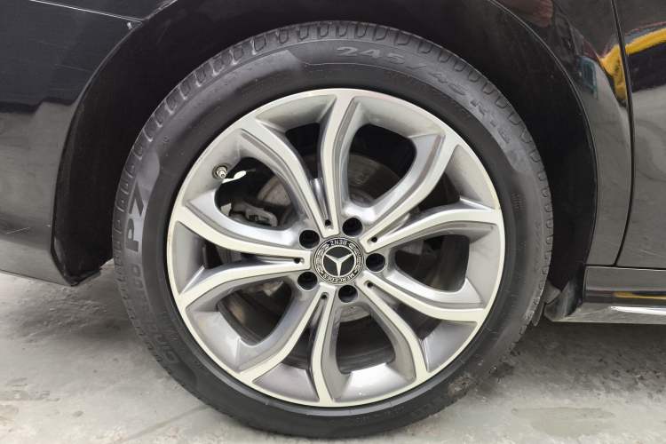 Used Mercedes-Benz E-Class 2021 Restyled E 300 L Sporty and Stylish Edition