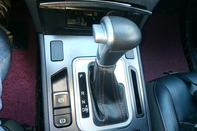 Used Haval H6 Coupe 2018 Red-Label 1.5T Automatic Two-Wheel Drive Ultra-Luxury Model
