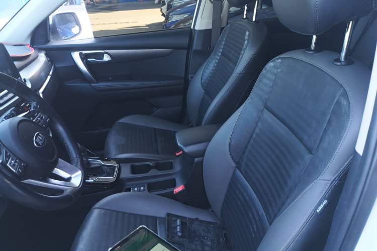 Used Kia Sportage R 2019 2.0L Automatic Smart Luxury Edition
