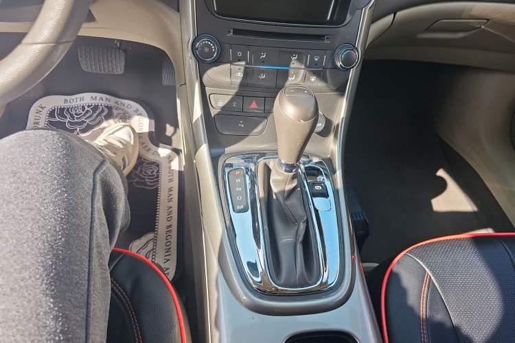 Used Chevrolet Malibu 2014 2.0L Automatic Comfort Edition
