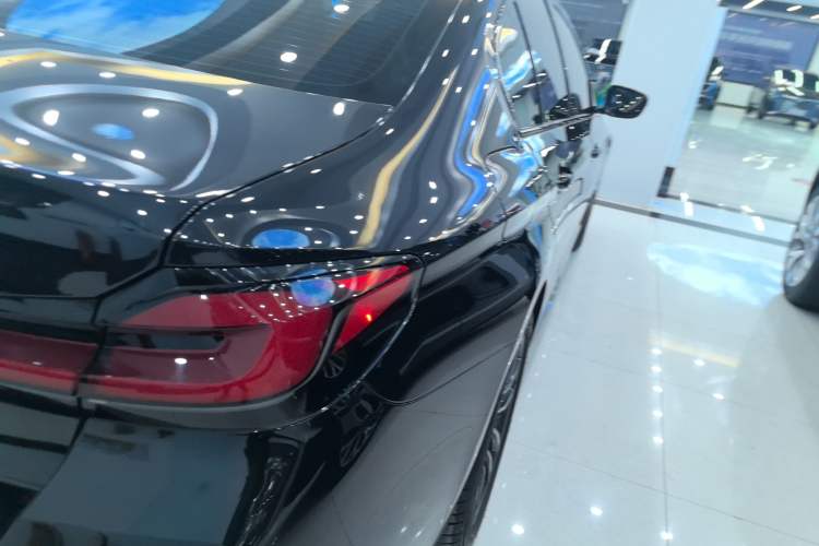 Used BMW 5 Series 2022 Second Facelift 525i M Sport Package
