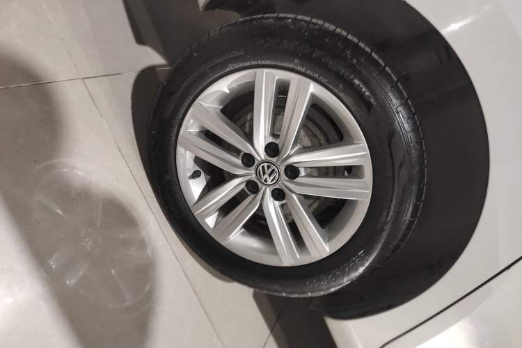 Used Volkswagen Santana 2015 Haval H6 1.6L Automatic Comfort Model