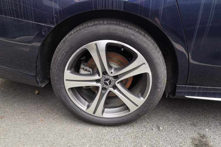 Used Mercedes-Benz E-Class 2019 E 200 L Sport Edition
