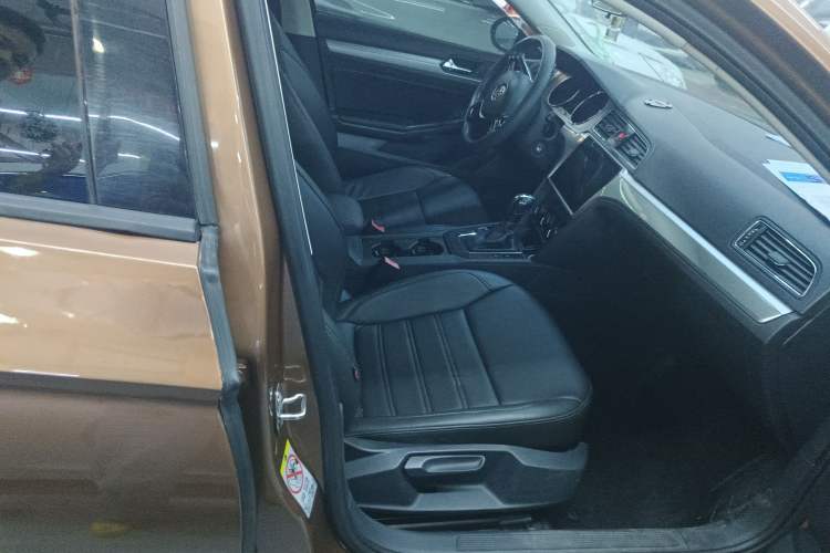 Used Volkswagen Lamando 2017 230TSI DSG Fashion Edition