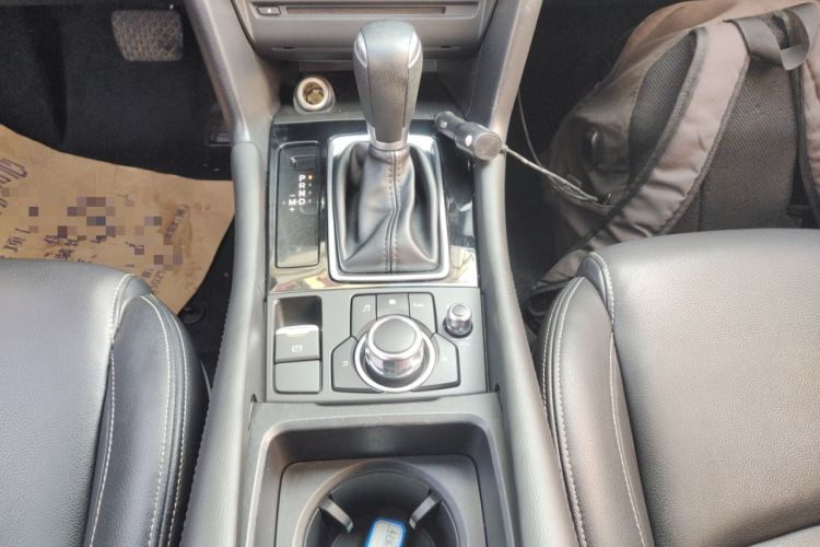 Used Mazda Mazda 3 Axela 2017 Sedan 1.5L Automatic Luxury Model Emission Standard China V
