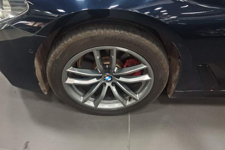 Used BMW 5 Series (Import) 2018 525i M Sport Package