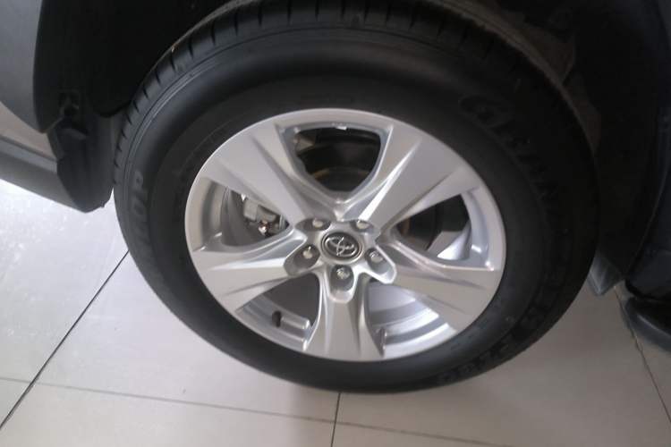 Used Toyota RAV4 2023 2.0L CVT Two-Wheel Drive Urban Edition
