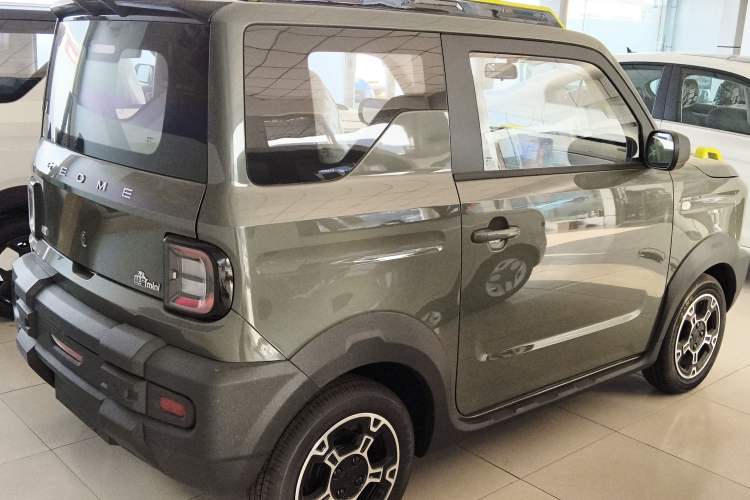 Used  Panda 2025 210km Panda Rider
