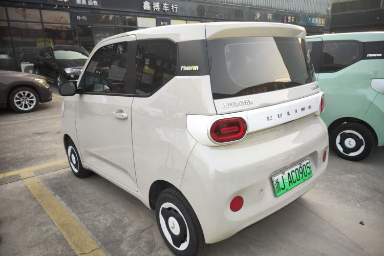 Used Wuling Hongguang MINIEV 2024 3rd Generation 215km Youth Edition