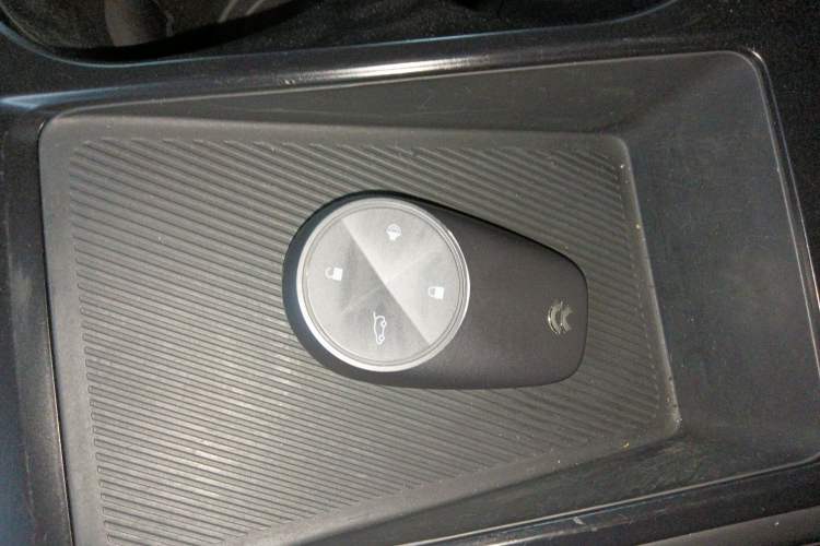 Used Nio ES8 2020 580 km Range Signature Edition Six-Seater Version