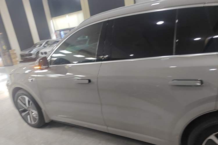 Used Li Auto L6 2025 Max Smart Refresh Edition
