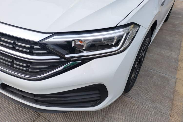 Used Volkswagen Sagitar 2025 Revised Version Three 300TSI DSG Excellence Edition