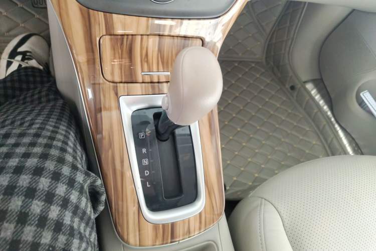 Used Nissan Sylphy 2014 1.6XV CVT Deluxe Edition
