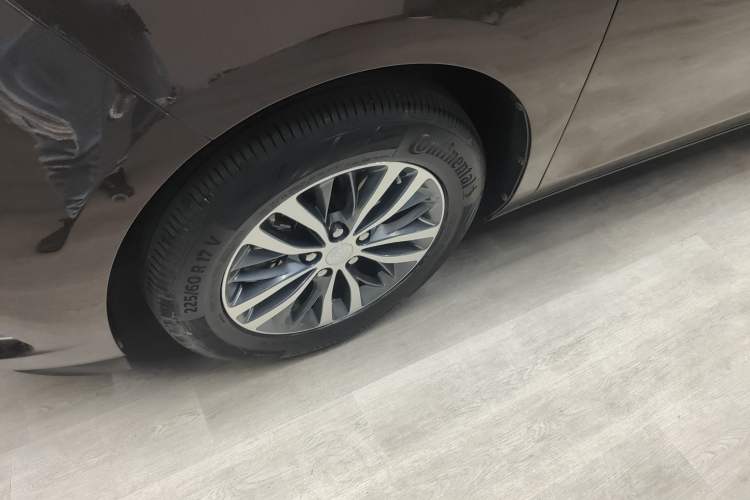 Used Buick GL8 2020 ES Land Cruiser 653T Luxury Edition
