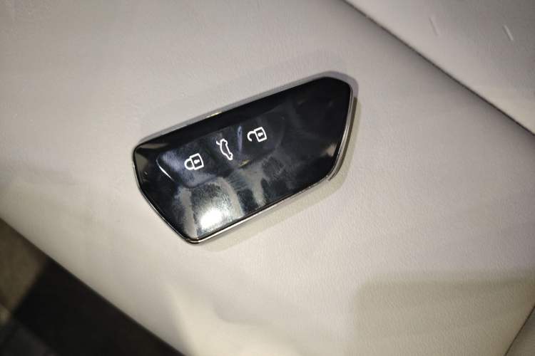 Used Volkswagen ID.7 VIZZION 2024 AIR model