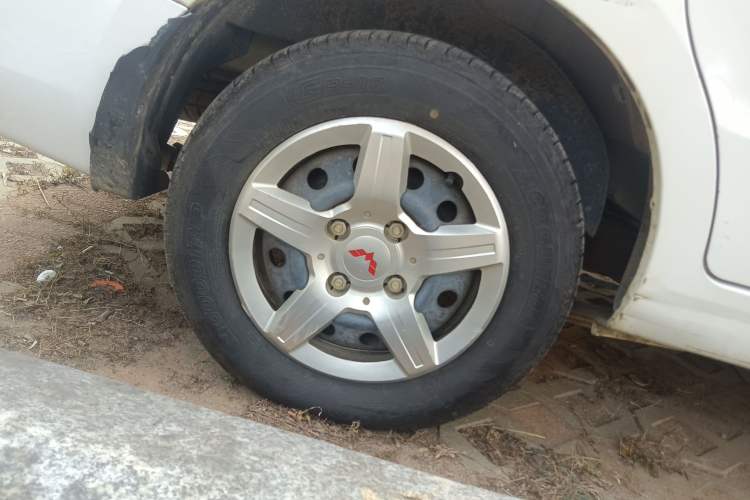 Used Wuling Hongguang 2015 1.2L S Base Model China V Standard
